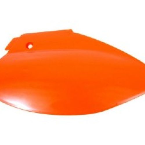 PLACA POSTERIOR DERECHA 640 LC4 01-03