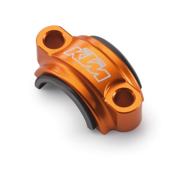 ABRAZADERA DE BOMBA DE  EMBRAGUE/FRENO SXS 17-19